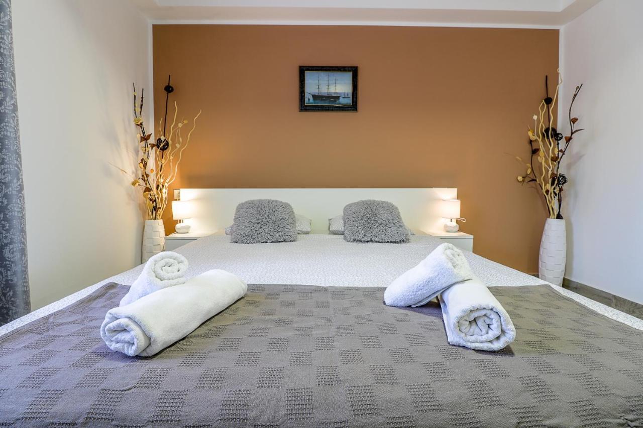 Apartman Juraj I Matej Vrsar Exterior foto